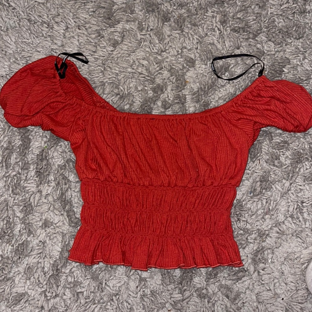 Puff sleeve crop top